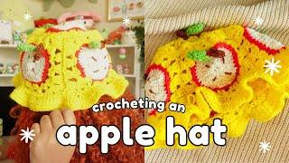 making a granny square crochet hat //   trying cozy hobbies