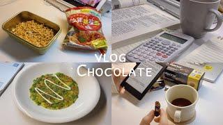 读研vlog43^_^Kindle看书-白象拉面-制作草莓盒子-学习-湿疹复发痛苦-生菜煎饼-炒年糕味拌面