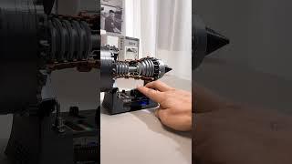 High-speed TR900 engine model toy