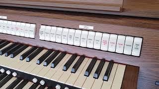 Viscount Chorum-60 organ walk around with music