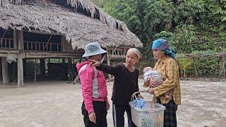 Full video of a young girl living in a cave and luckily saving a baby abandoned by its mother