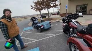 HARLEY  DAVIDSON TRI GLIDE VS THE RG3