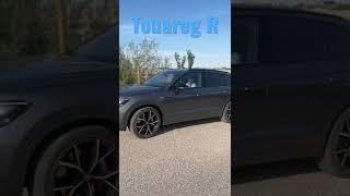 FLUCHTAUTO! Der VW Touareg R entkommt lautlos... auch offroad!