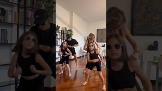 • DAY MOOD• #shorts #trending #trendingshorts #fridaymood #mood #dance