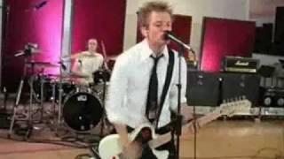 Sum 41- Walking Disaster (live sum41.com)