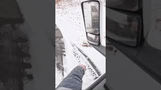 Truck driver almost get stuck in snow reversing #trucking #trucker #truckdriver #truckerlife