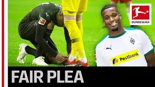 Great Fair Play Gesture - Alassane Plea Laces Leipzig Keeper's Boots