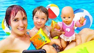 Wasserspiele mit Baby Born Puppen. Kinder Video | Ich heiße Bianca