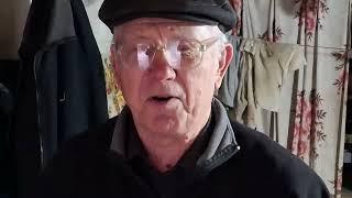 Виктор Иванович в гараже