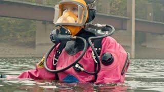 Frogwoman Anna - Yellow Interspiro Viking Drysuit Dive - Preview