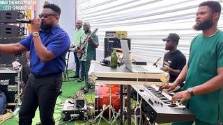 BEST GHANAIAN LIVE BAND JAM SESSION||EMMA ON BASS||GOOD SOUNDS||smooth Groove