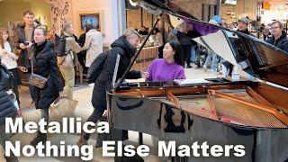 Mesmerizing Metallica Cover On Public Piano - Nothing Else Matters