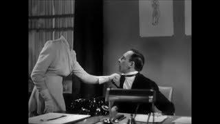 Glaring SPFX Blooper in "The Invisible Woman" (1940)