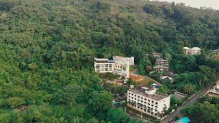 Hilltop Hotel Phuket ที่พักบนเนินเขาพร้อมวิวเมืองภูเก็ต