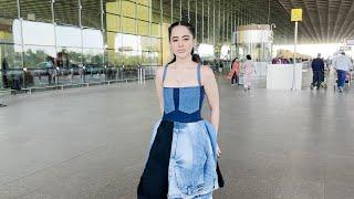 Urfi Javed Spotted At Airport || Bollywood Mastiz