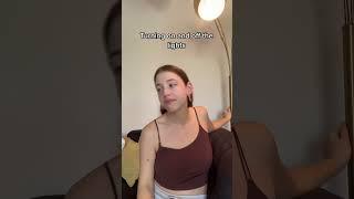 How to get a Deaf person’s attention  (Tiktok): Lizzytharris