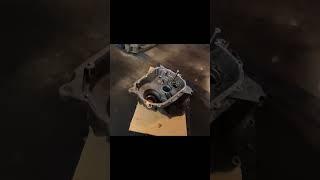 assembly of the Ford Focus 2 manual transmission #automobile #mechanic #tools