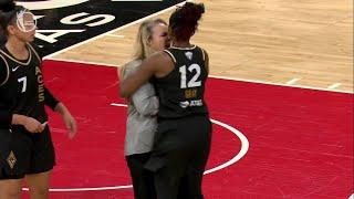 TECHNICAL As Becky Hammon HELD BACK By Team During BLOWOUT Win | WNBA Finals, LV Aces vs NY Liberty