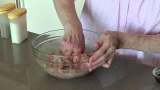 Cooking With Oma - Meatloaf