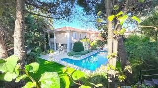 A Perfect Villa with Large Garden and Pool in Alkent 2000 Yeditepe in İstanbul