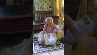 Siapa yang kehilangan nenek acih