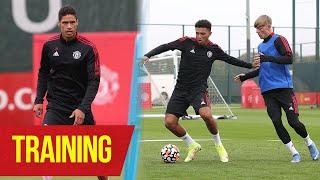 Raphael Varane trains at Carrington for the first time | Manchester United