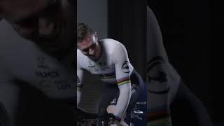 Harrie Lavreysen POWERS a Vacuum Cleaner  #shorts #cycling