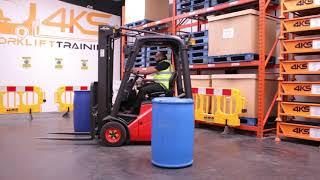 Negotiating a Figure of 8 (eight) forwards using a Counterbalance Forklift | 4KS Forklift Training