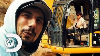 Parker Shows Tyler How To Operate An Excavator | Gold Rush: Parker's Trail