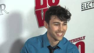 Max Schneider arriving to the Brotherly Love Premiere @MaxSchneiderST