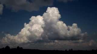 Forming cumulonimbus (timelapse)