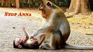 CRUEL MOM ANNA TORTURE BABY ALBA | ALBA CRY TANTRUM VERY LOUD