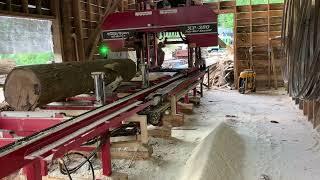 Timber buddy xp380 band sawmill. Very well pleased with this thing!!