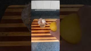 Lemon Juice Hack.                                 #lemon #lemonade #hack