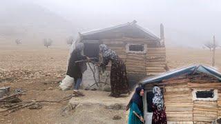 Snow and Rain: The Hard Days of Mahnaz and Her Daughters