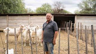 CERRÓ SU EMPRESA METALÚRGICA QUE EXPORTABA AL MUNDO PARA VIVIR RELAJADO EN EL CAMPO | Villa Larca