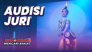 Bawakan Tarian Borneo, Elsi Sastia Kejutkan Juri dengan Api di Kepala