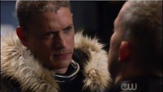 Leo Snart & Ray Kiss Scenes - Crisis on Earth X