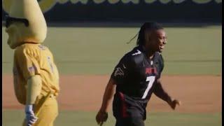 Bijan Robinson throws first pitch at Savannah Bananas game | Atlanta Falcons