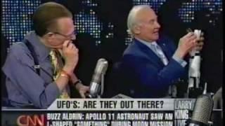 Buzz Aldrin explains Apollo 11 UFO sighting - not an alien ship