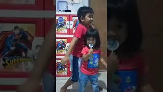 joged #bermain #anak #lagu #viral #cute #cat #clips #jogedlucu