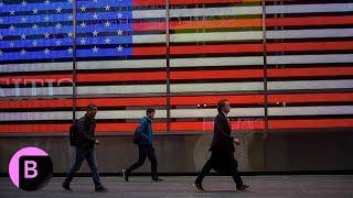 US Economy: GDP Grows at 2.8%, Jobless Claims Fall