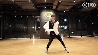 [Dance Show] Đặng Siêu Nguyên Deng ChaoYuan 邓超元 Dance 《Bangarang》
