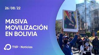 Bolivia: multitudinaria marcha en defensa de la democracia