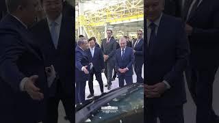 Prezident "BYD Uzbekistan Factory" zavodida ishlab chiqarilgan birinchi elektromobilga imzo chekdi