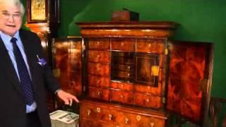 Antique Furniture with David Harvey. Kingwood Osyter Veneered Cabinet.mp4