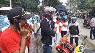 Pendukung Koko Datangi Kantor KPUD Bone