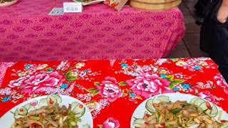 在花蓮吉安鄉好客藝術村舉辦全國客家小炒爭霸賽東部地區PK賽，到旁邊菜市場採買，現場料理。