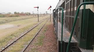 ZCU-20 Accelerating out of Gujranwala || Pakistan Railways