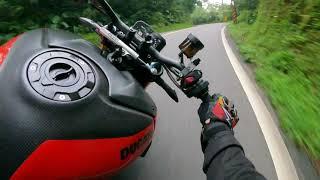 DUCATI StreetFighter V4 SP VS HYPERMOTARD 950 SP